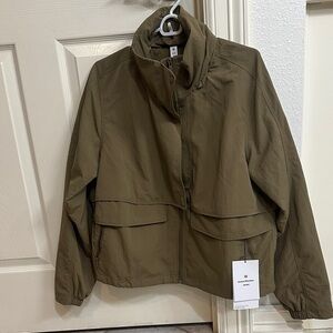 Lululemon always effortless jacket Olive Green NWT
